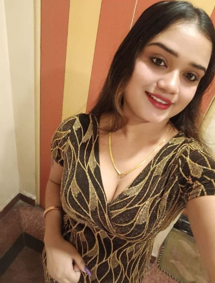 Anika sharma ❤️